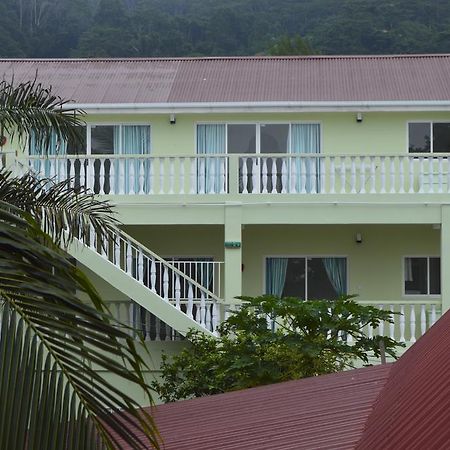 Chez Payet Airport Guesthouse Pointe La Rue Exterior photo